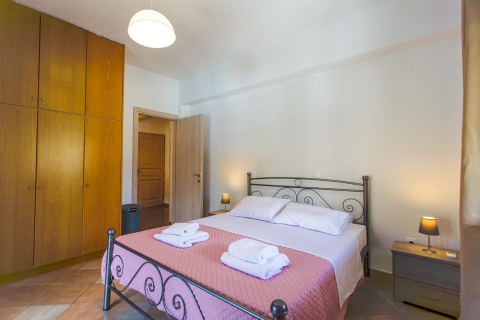 Bed, Bedroom, wardrobe
