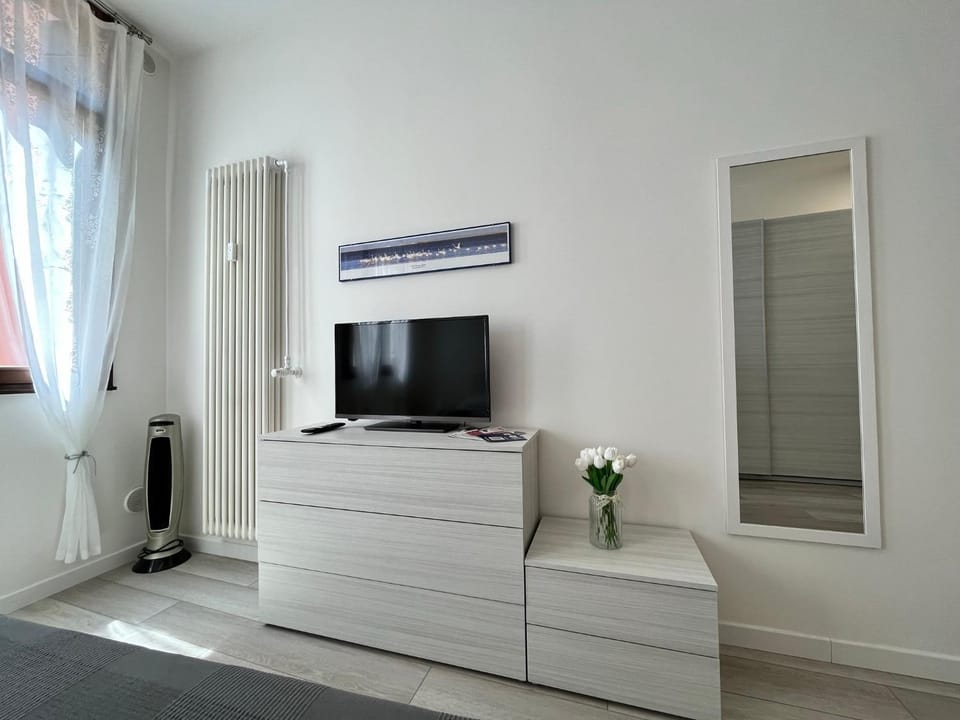 TV and multimedia, Evening entertainment