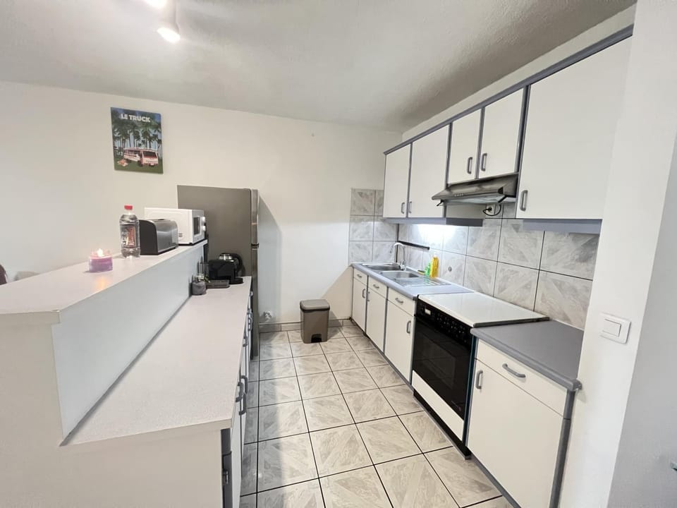Kitchen or kitchenette, minibar, pet friendly, stove, toaster