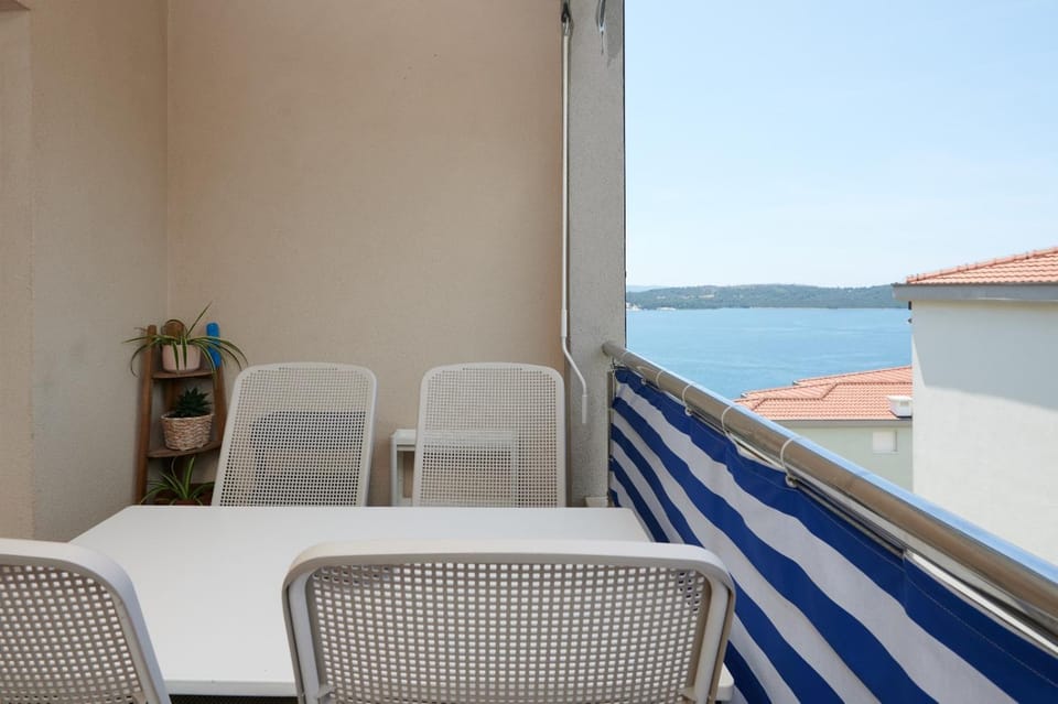 Balcony/Terrace, Seating area, Sea view