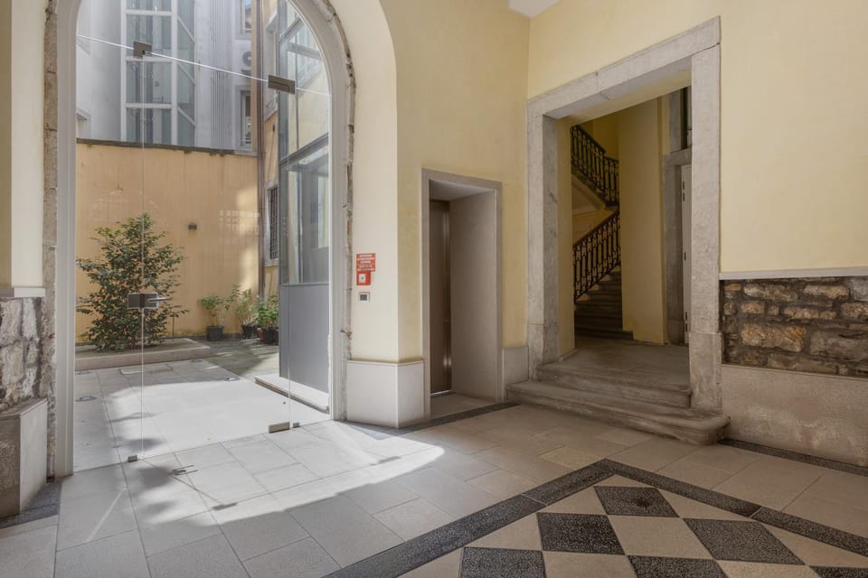 Property building, Bathroom