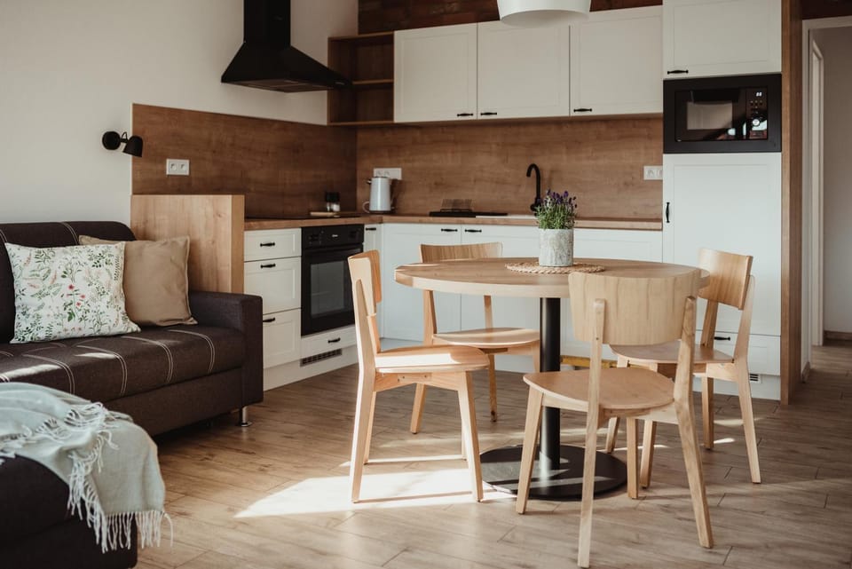 Kitchen or kitchenette, Living room, Bedroom, minibar, stove