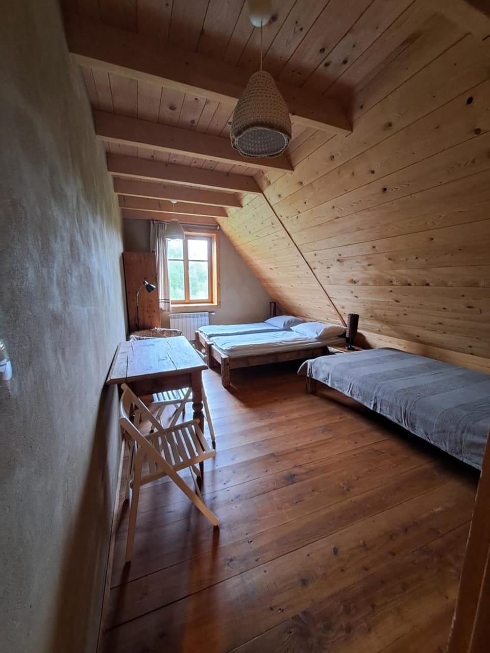 Photo of the whole room