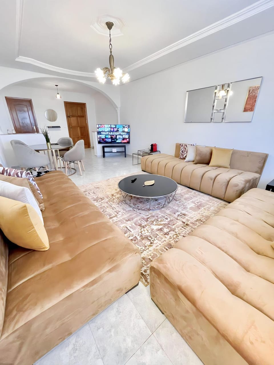 TV and multimedia, Living room, Seating area