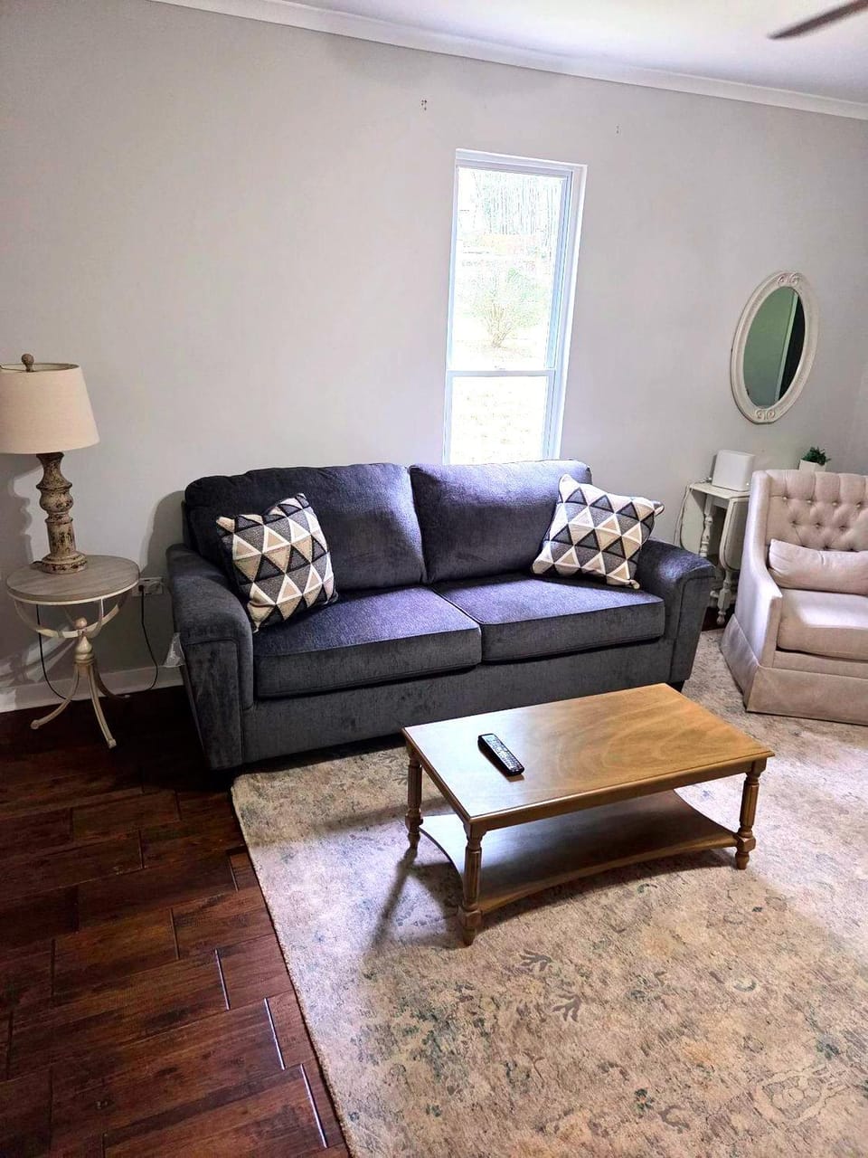 Pet Friendly Group Getaway with Grill and Deck House in Acworth
