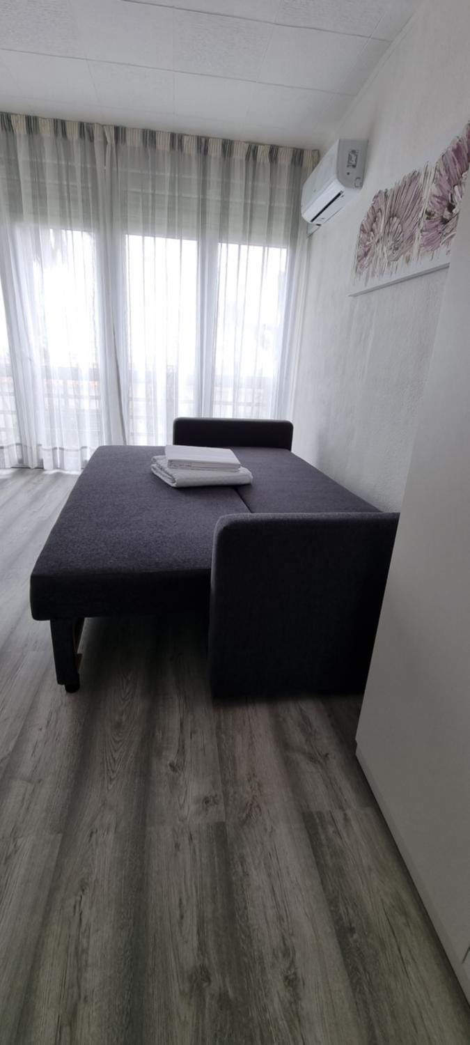 Tropicana playa Apartment in Roquetas de Mar