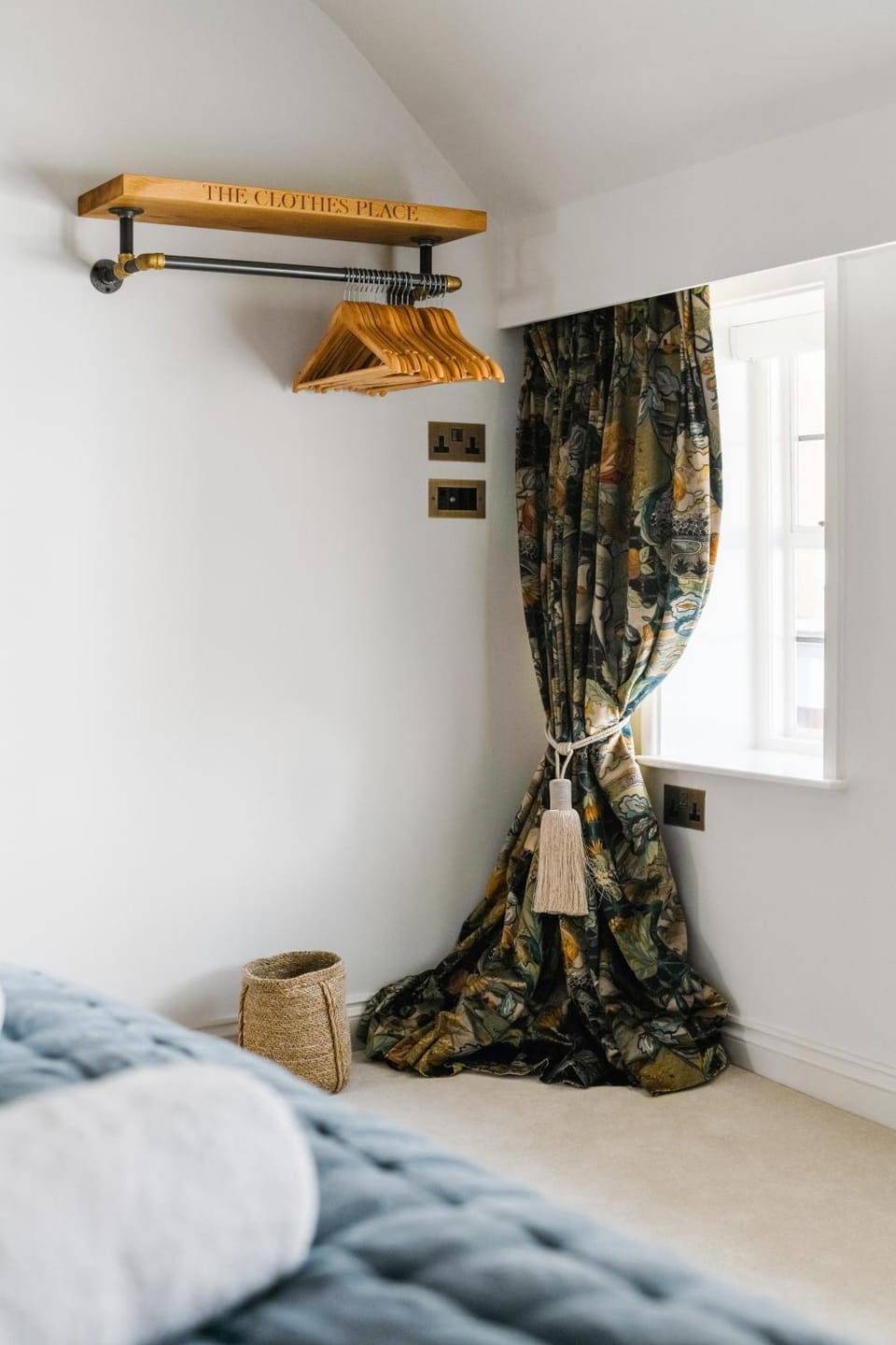 Property building, wardrobe