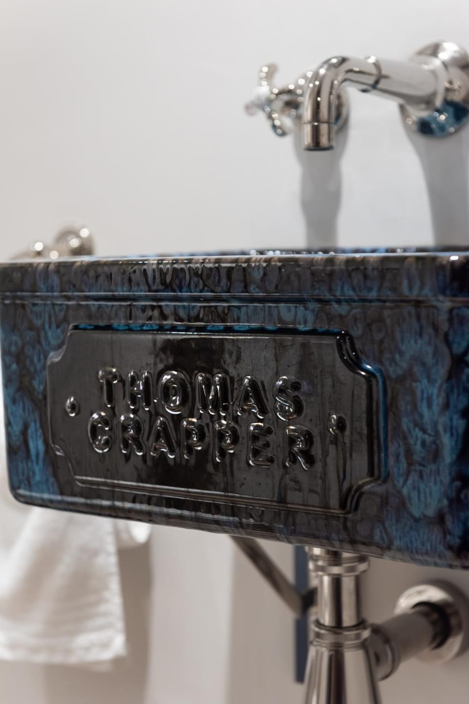 Toilet, Decorative detail