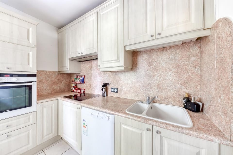 Kitchen or kitchenette, dishwasher, minibar, pet friendly, stove