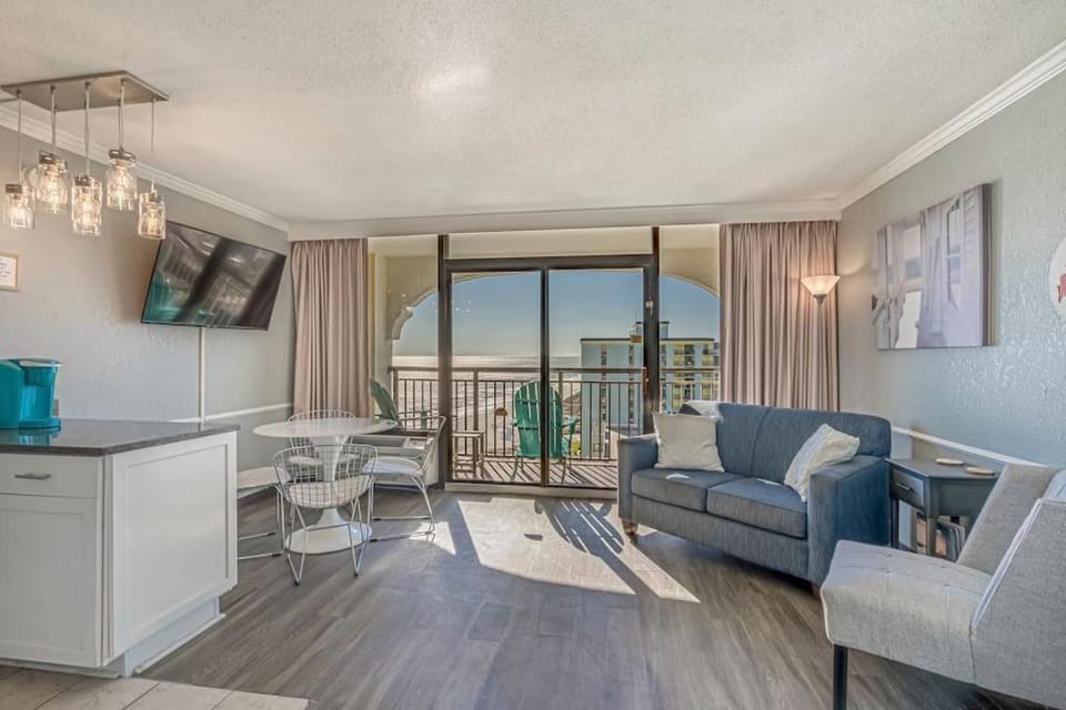 Beautiful Ocean views, on 15th floor! Apartment hotel in Myrtle Beach