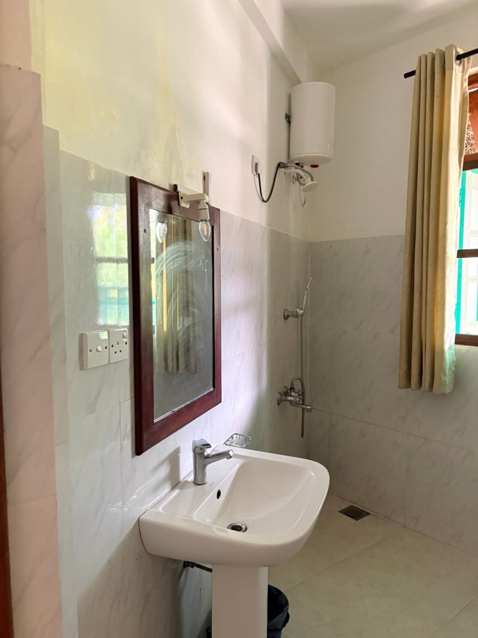 Shower, Hot Spring Bath