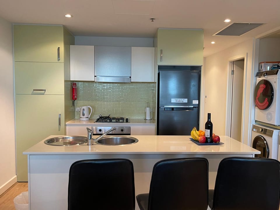 Glenelg resort style beachside apartment Apartment in Adelaide