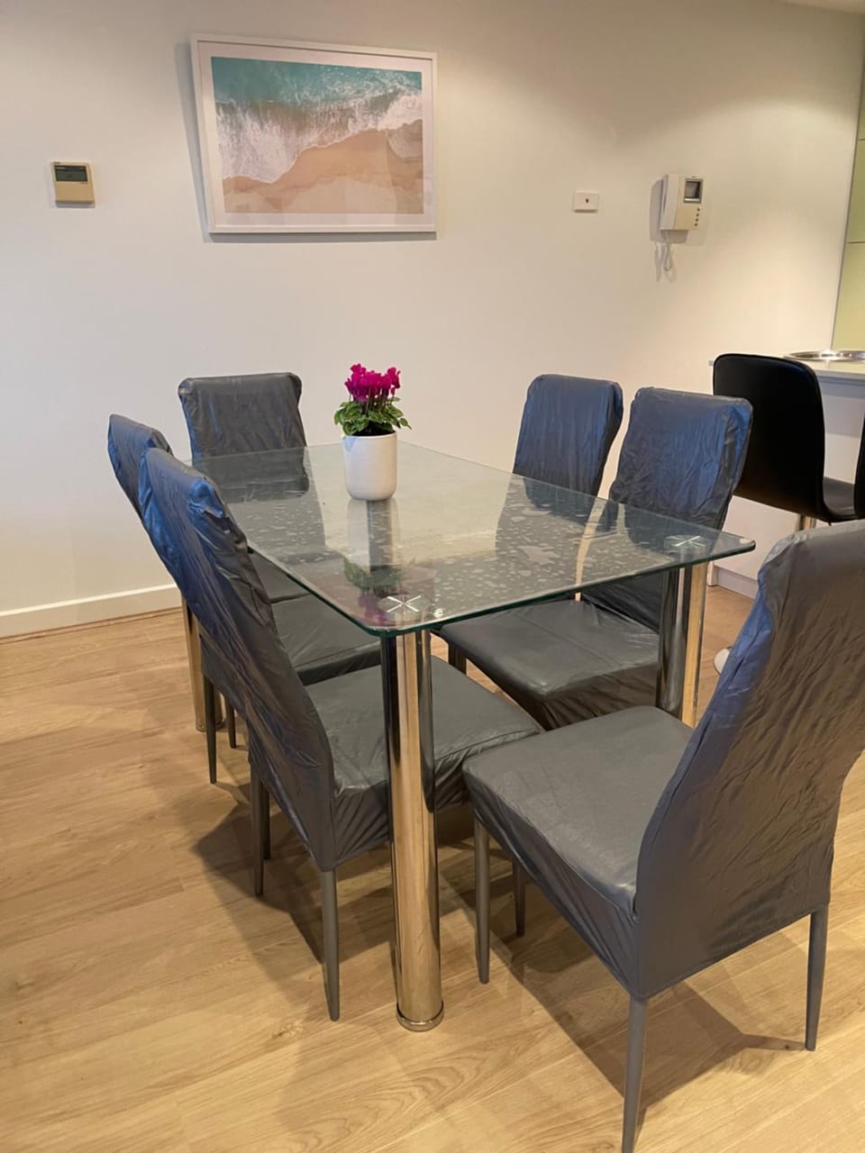 Glenelg resort style beachside apartment Apartment in Adelaide