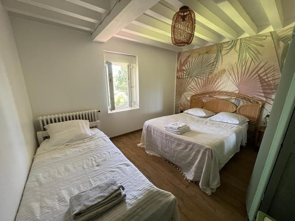 Chez Ghislaine House in Auvergne-Rhône-Alpes