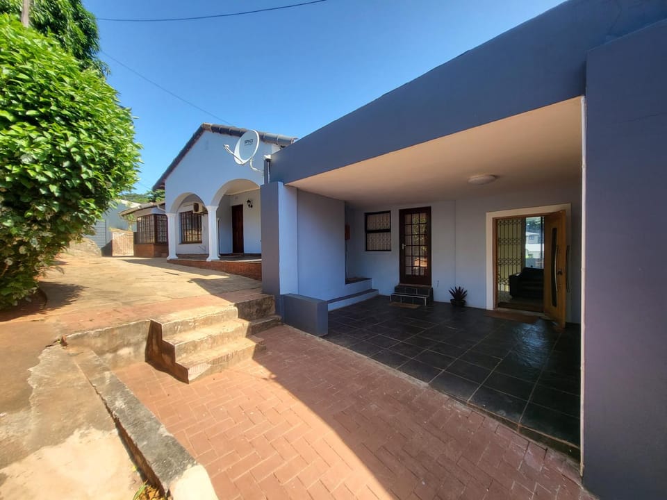 Property building, Internal: Not applicable to any particular room