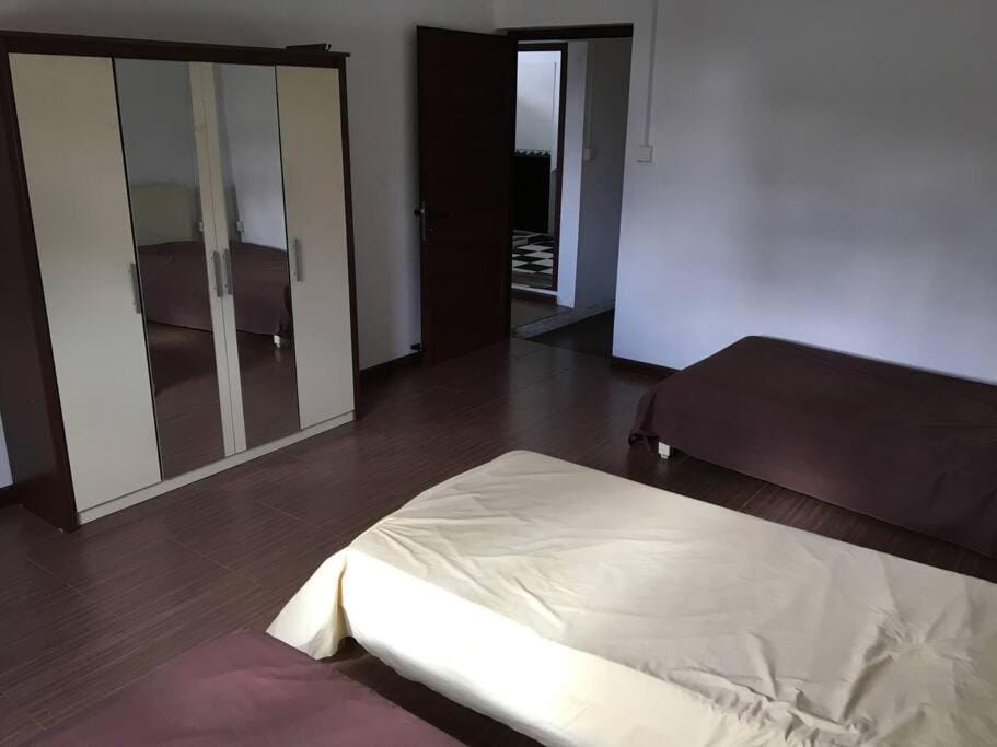 Modern and Cozy Apartment in Quatre Bornes Apartment in Rivière Noire District, Mauritius
