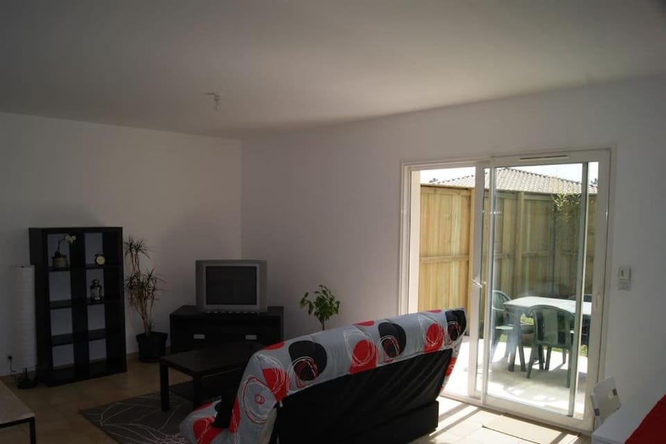 Maisonnette climatisée 46 m2 House in Andernos-les-Bains