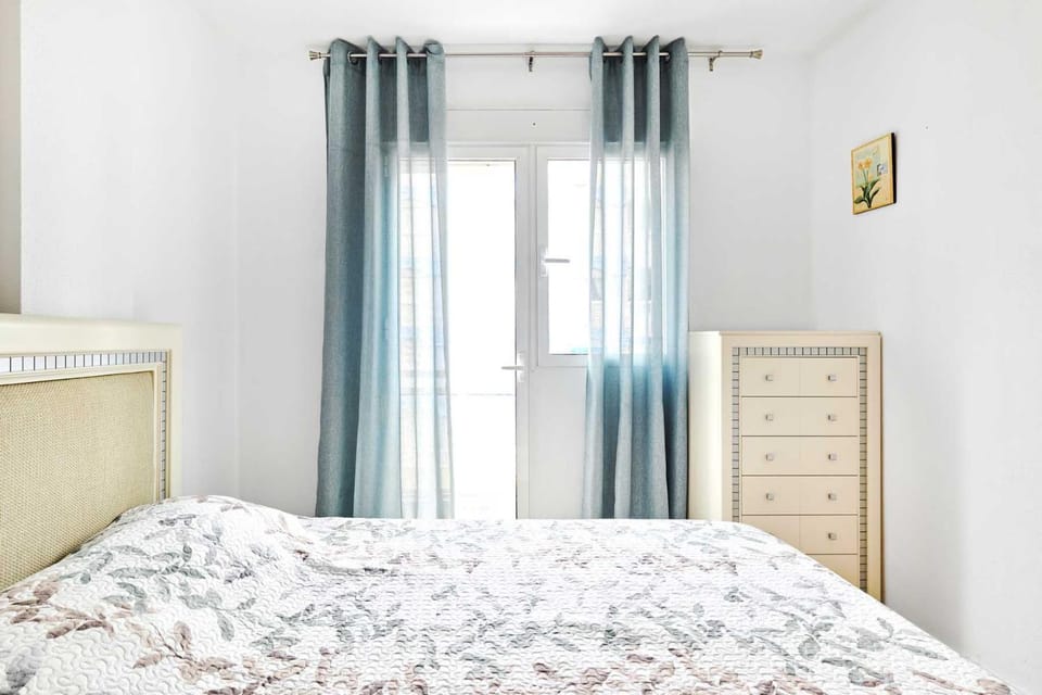 Bedroom, safe, storage