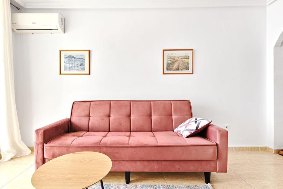 Living room, Seating area, air conditioner