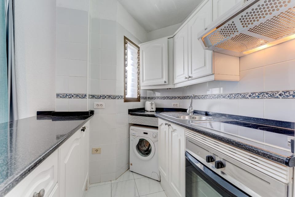 pet friendly, stove, washing machine, kitchen