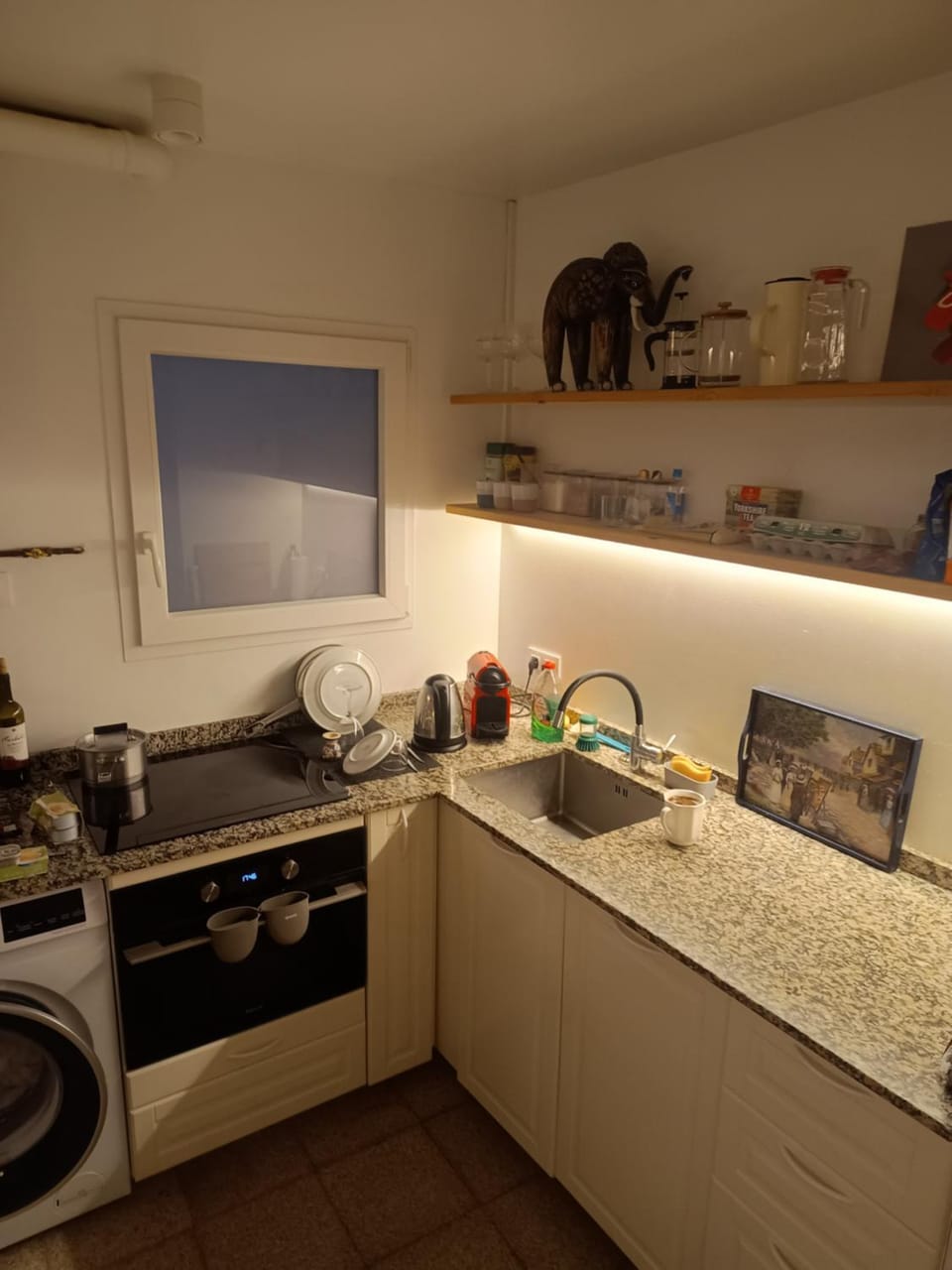 Kitchen or kitchenette