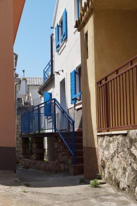 Old Town Stone House House in Novi Vinodolski