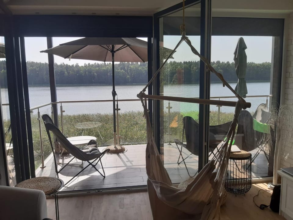 Day, Natural landscape, View (from property/room), Balcony/Terrace, Seating area, Lake view, sunbed