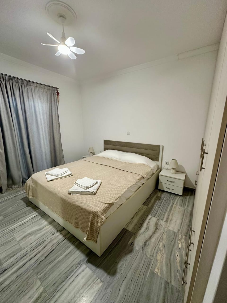Lila Central Apartment 5 Min Walk to Port and Beach Apartment in Paros