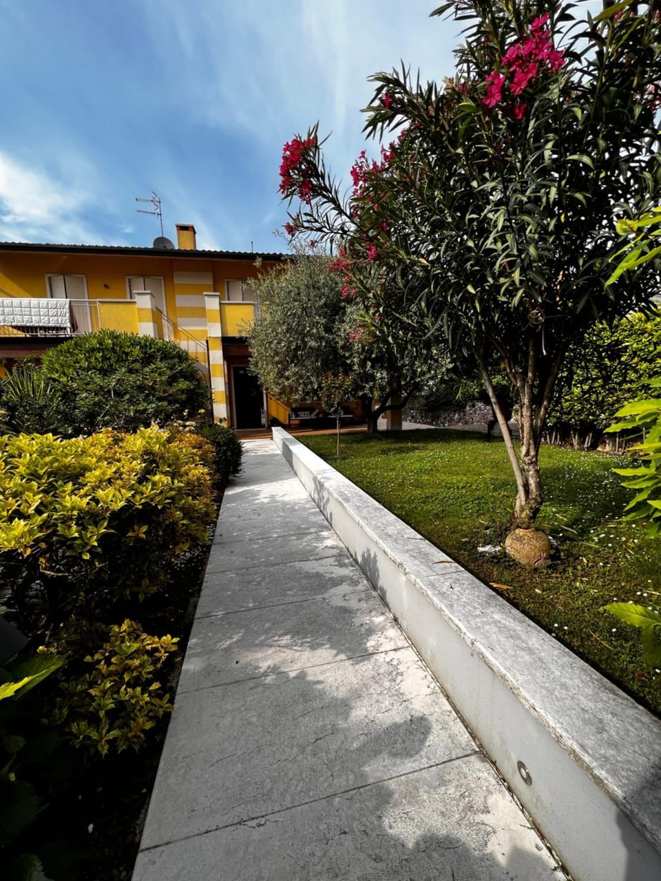 Charm Casa Fabiale House in Garda