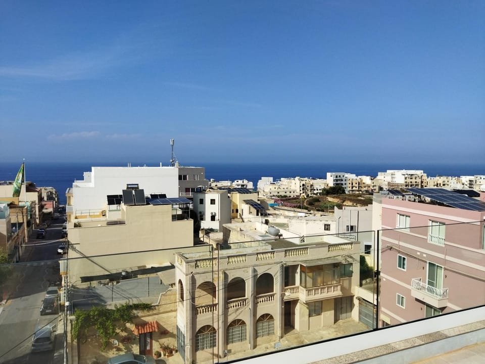 Duplex penthouse with swimming pool Apartment in Malta