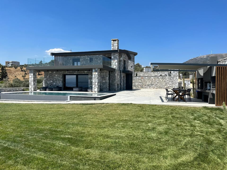 Property building, Garden, Garden view
