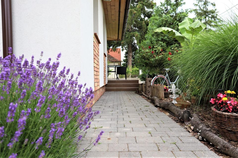 Harmony Delux Apartman Apartment in Hungary