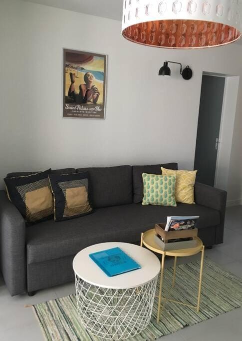APPARTEMENT-TERRASSE 300m plage ST PALAIS SUR MER Apartment in Nouvelle-Aquitaine