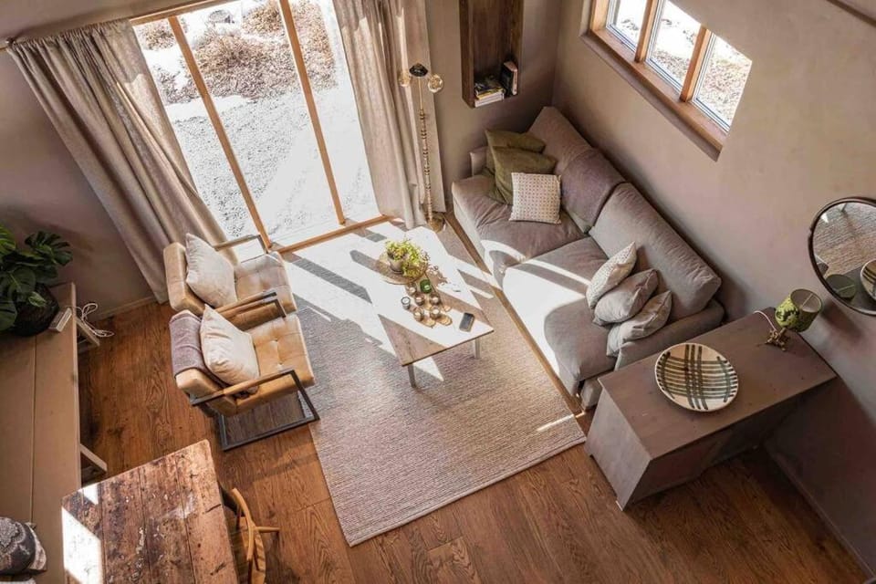 Living room, Photo of the whole room, Seating area, Bedroom