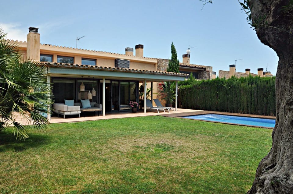 Garden view, Swimming pool