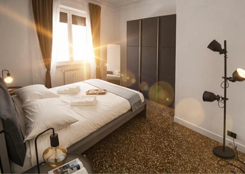 Aurelia's Hideaway, Near Vatican Apartment in Rome