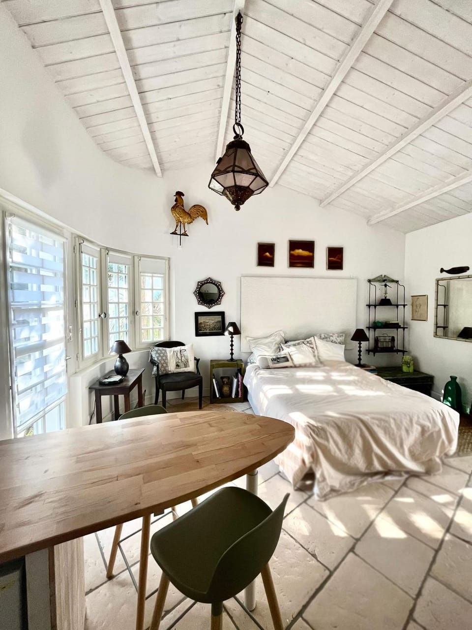 Studio with beautiful private garden on the forest in Domino Apartment in Saint-Georges-d'Oléron
