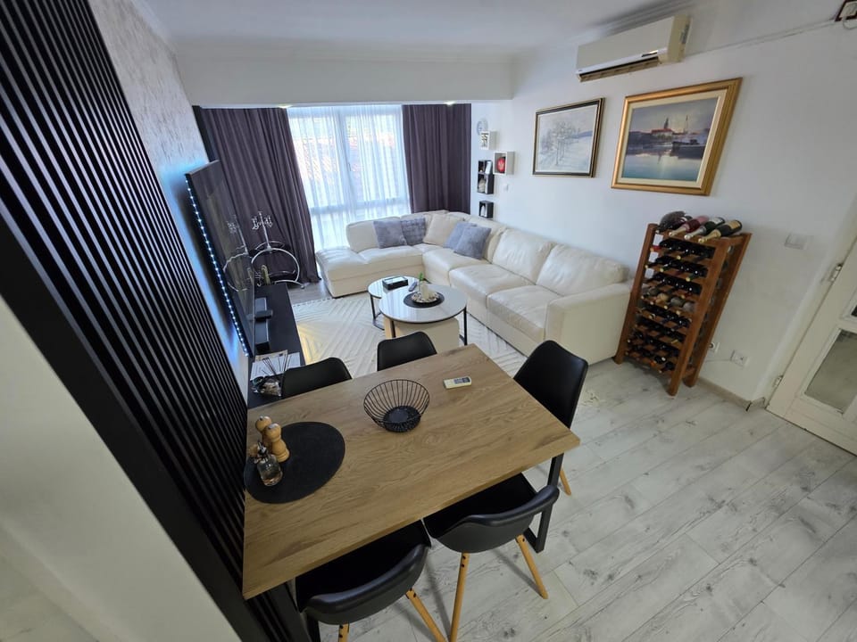 Apartmani Komatina Đenovići 3 LUX Apartment in Kotor Municipality