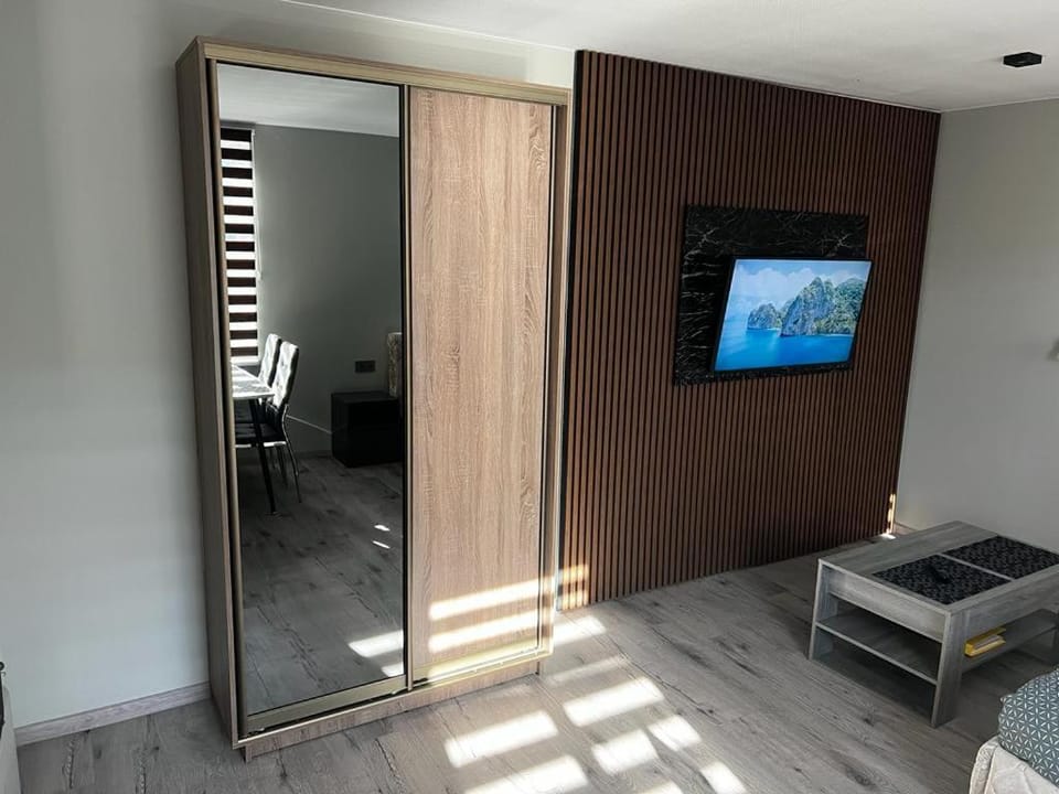 TV and multimedia, wardrobe