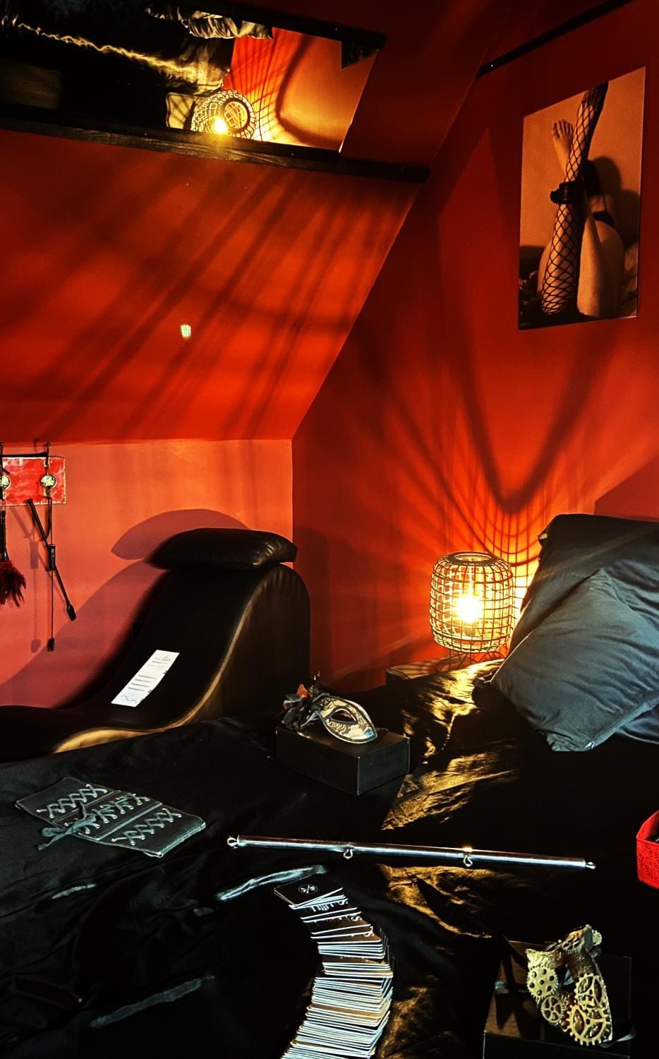 Game Room, Photo of the whole room, Bedroom