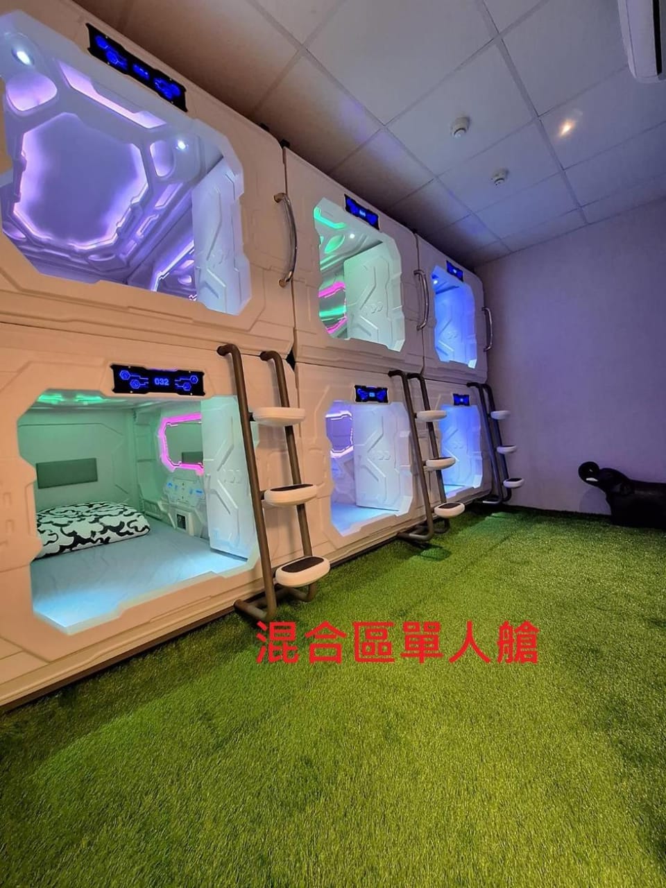 天河行旅 Capsule hotel in Taiwan, Province of China