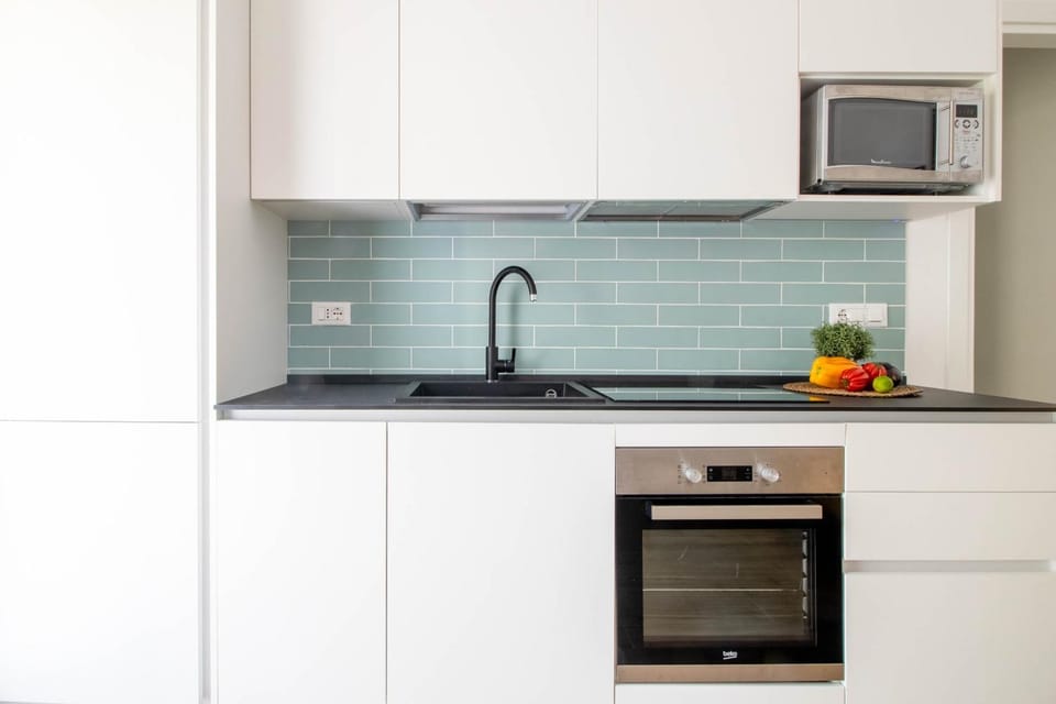 Kitchen or kitchenette, minibar, pet friendly, stove