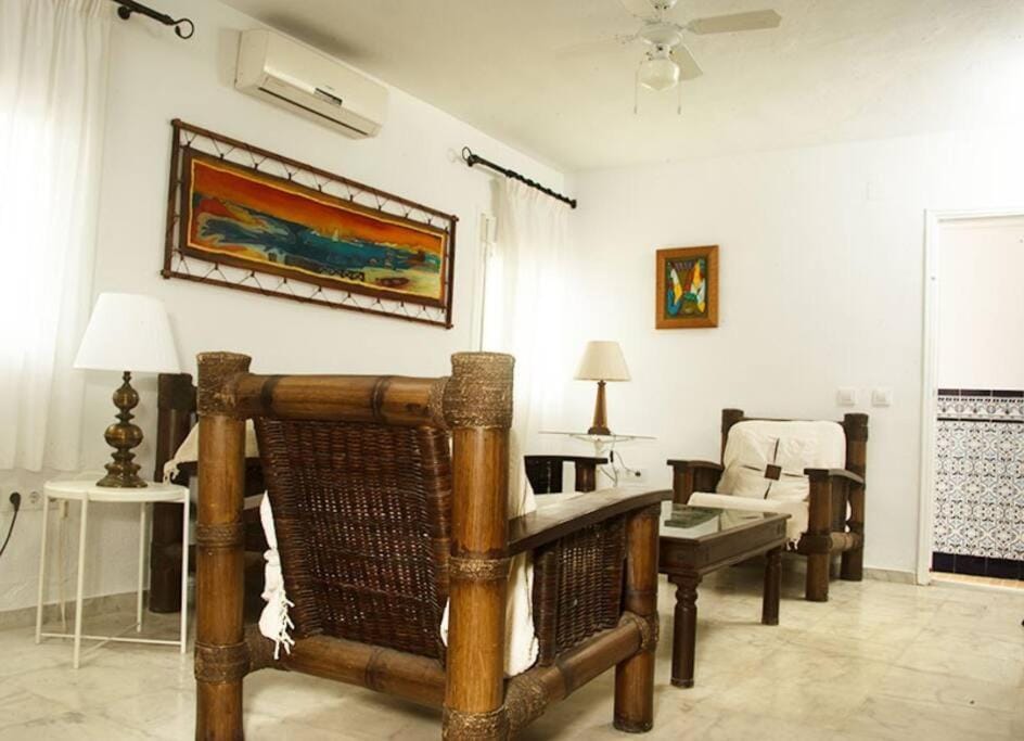 Living room, Seating area, Dining area, fireplace, air conditioner
