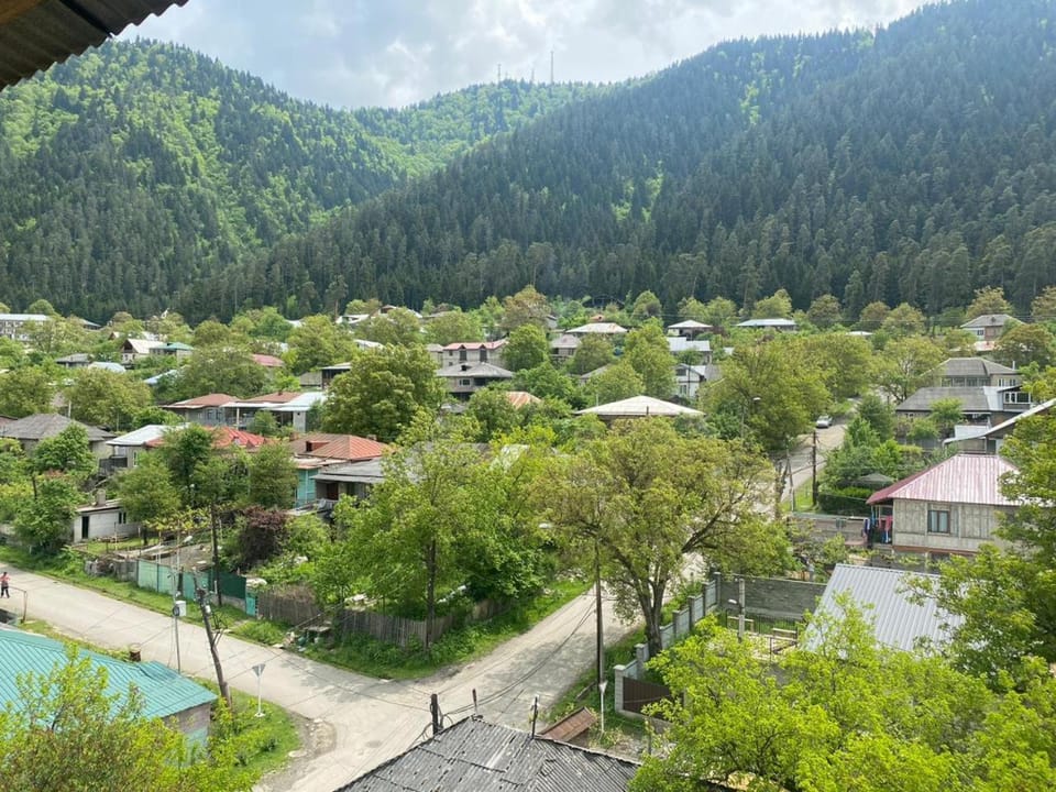 Day, Balcony/Terrace, City view, Mountain view, Street view