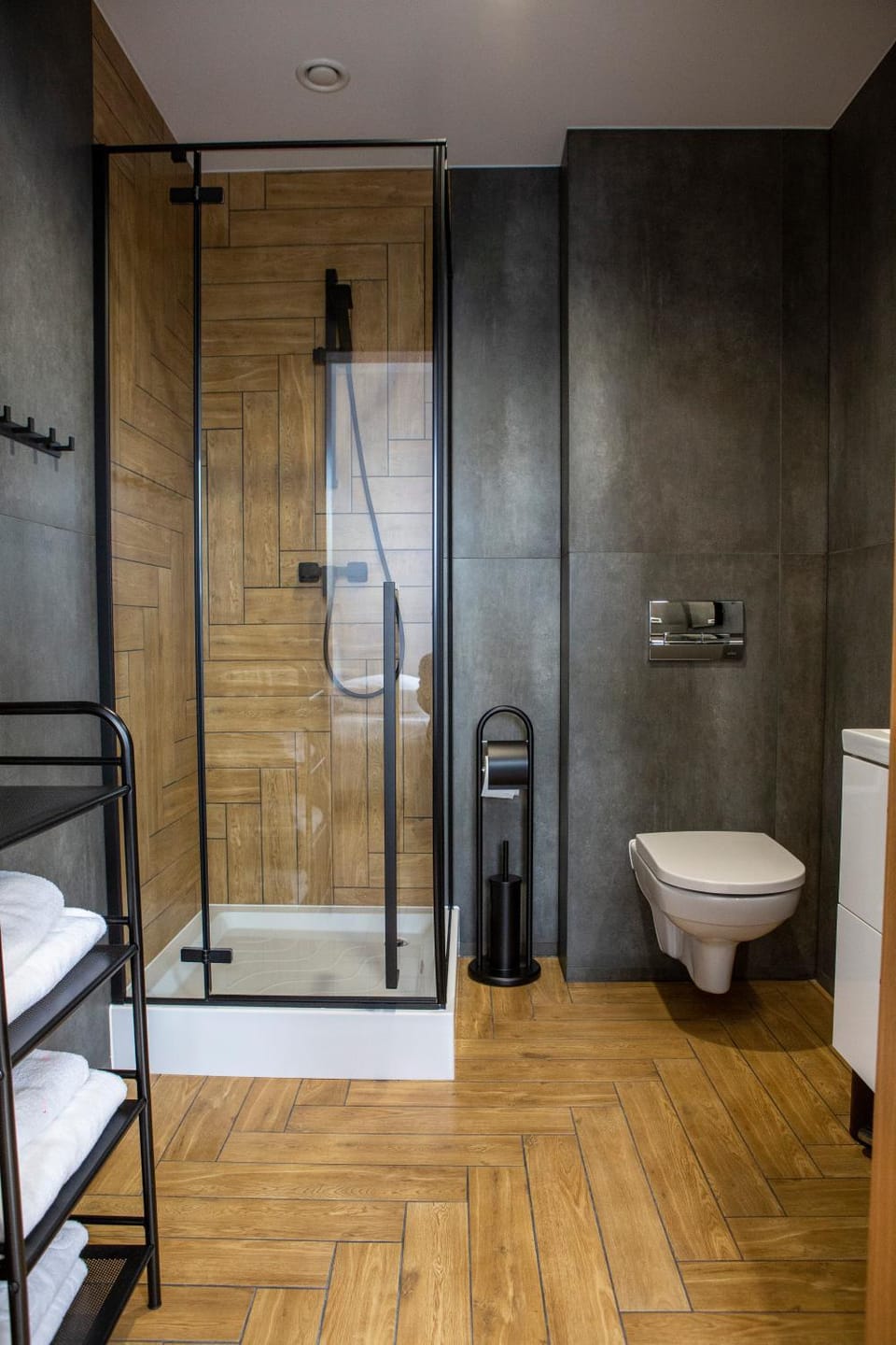 Shower, Bathroom, towels