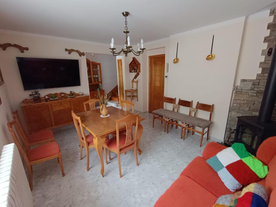 VUT Corea324 House in Asturias