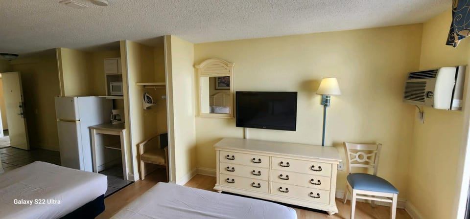 Oceanview Efficiency DW1502 Apartment in Myrtle Beach