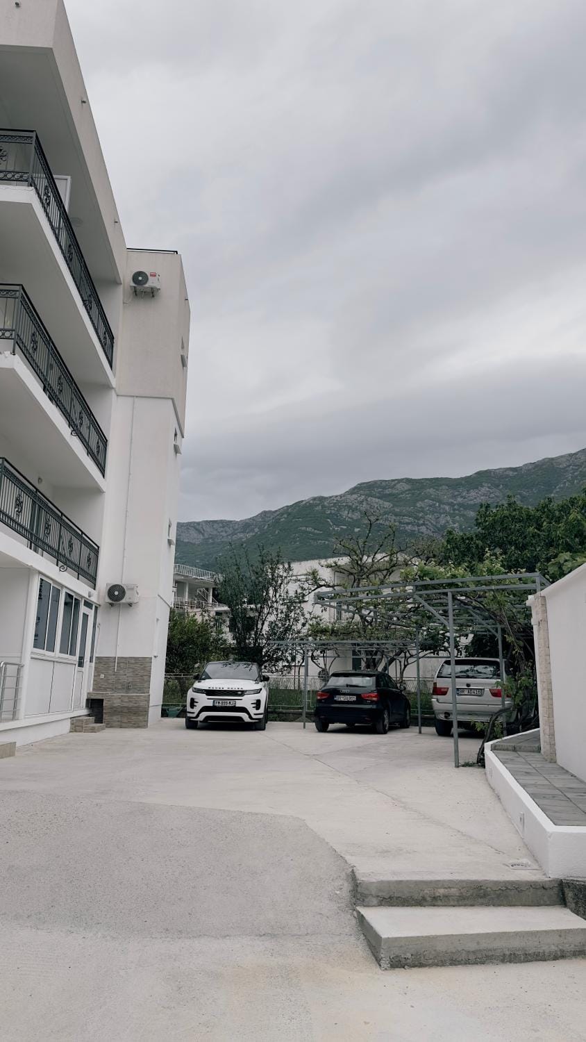 Property building, Parking