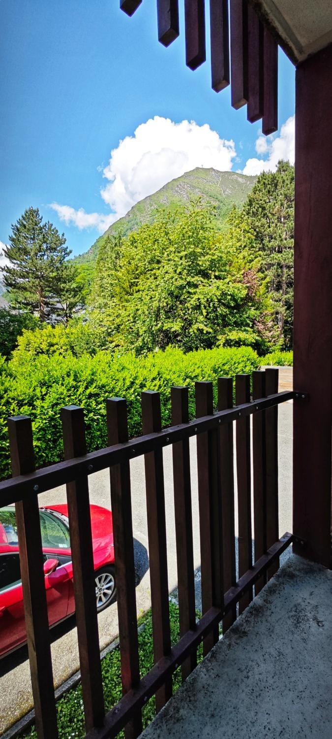 Balcony/Terrace, Mountain view, Parking