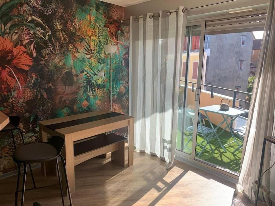 Cocon douillet résidence calme Apartment in Pau